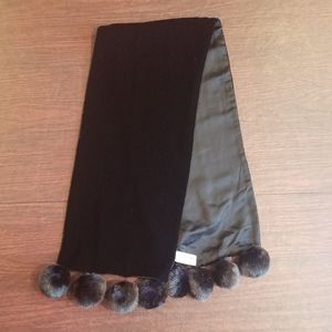 Oscar de la Renta Pom Scarf with Silk Lining